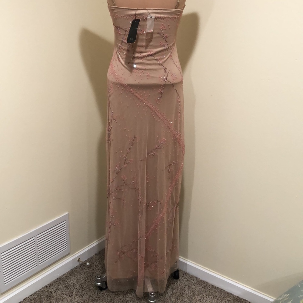 SOLD NWT BCBGMAXAZRIA Collection Gown Size 2 Nude Pink Sequin Floral Embroidery - Picture 6 of 12